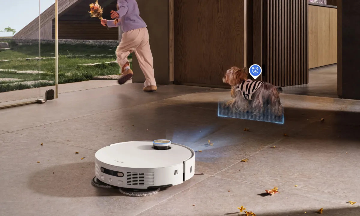 Saugroboter sucht automatisch Ihr Haustier und macht ein Foto