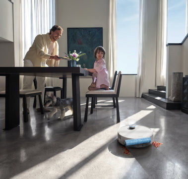 Dreame Aqua10 Ultra Roller Complete AstroVision KI reinigt effizient in unordentlichen Räumen mit vielen Hindernissen