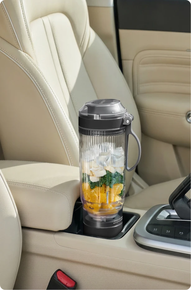 Dreame Portable Blender kabelloses Design in einem Autogetränkehalter ideal für Pendler und auf Reisen