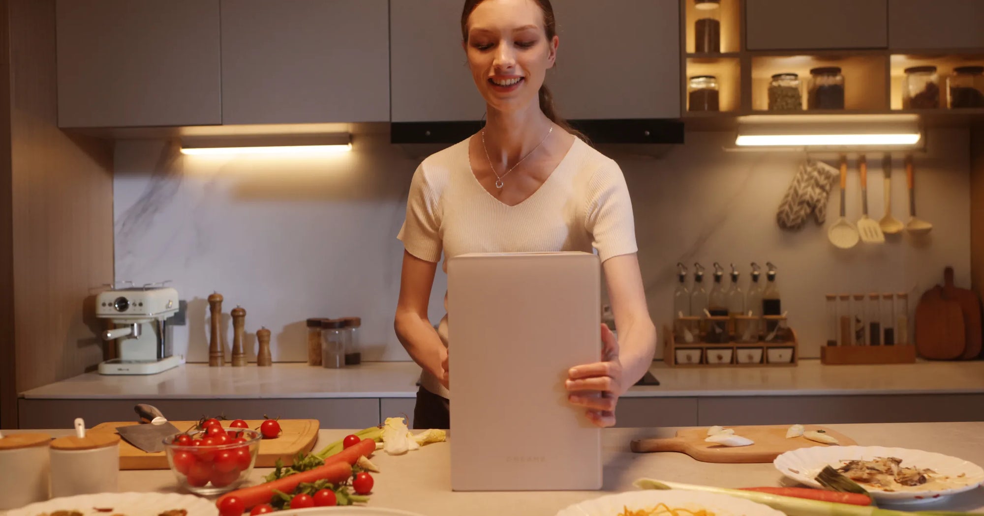 Der Dreame SF-25 ist mit intelligenter Plug-and-Play-Technologie ausgestattet – einsatzbereit in nur einer Minute, einfach und bequem.
